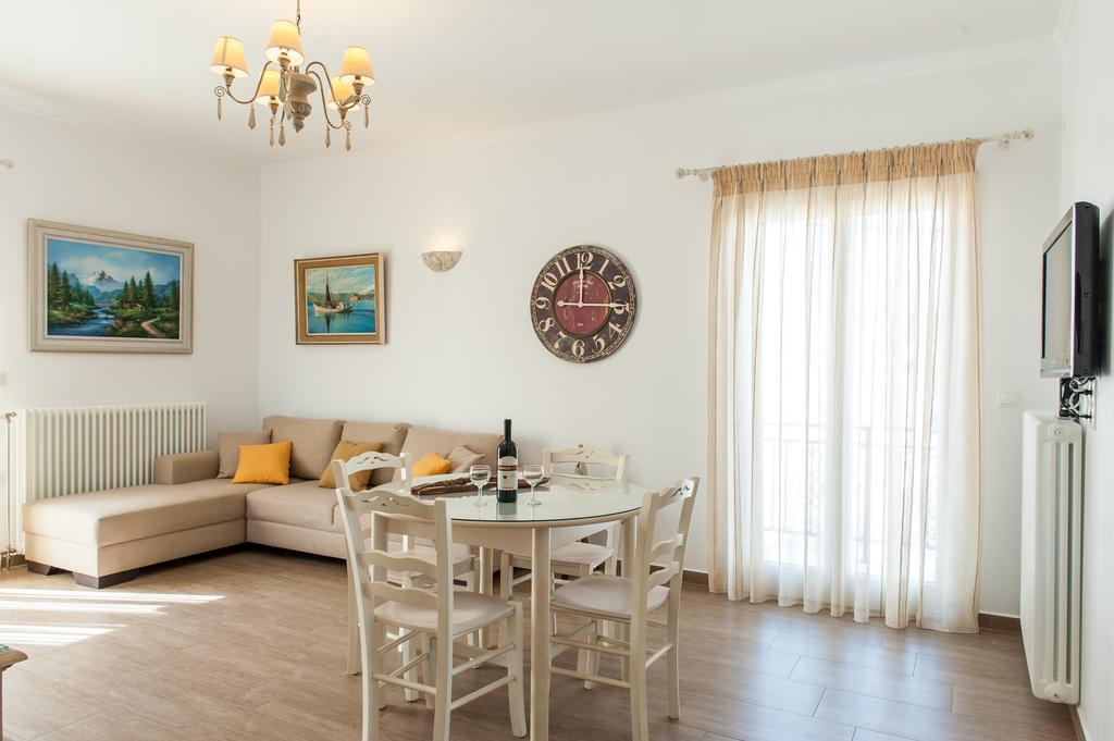 Panos Apartment Naousa Buitenkant foto